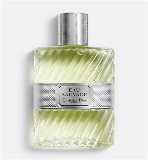 Eau Sauvage Eau de Toilette: Citrusy and Floral Notes 